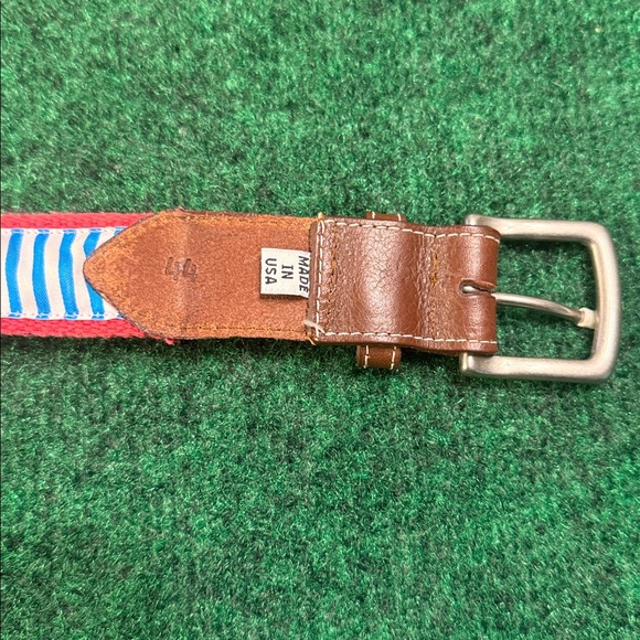 NWOT Oakmont Country Club! stitched Belt with Silver Buckle (Coral base/ Sz 44) - Picture 3 of 6